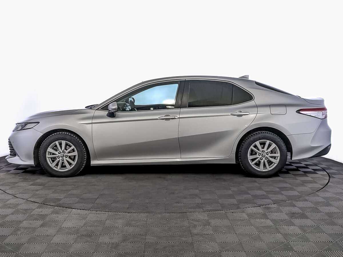 Toyota Camry 2020 года с пробегом. Фото: #7