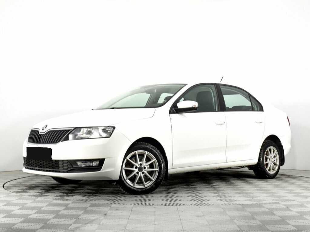 Skoda Rapid 2018 года с пробегом. Посмотреть фото