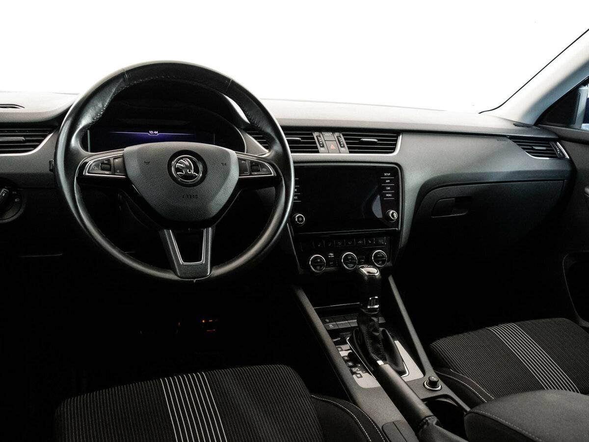 Skoda Octavia 2019 года с пробегом. Фото: #10