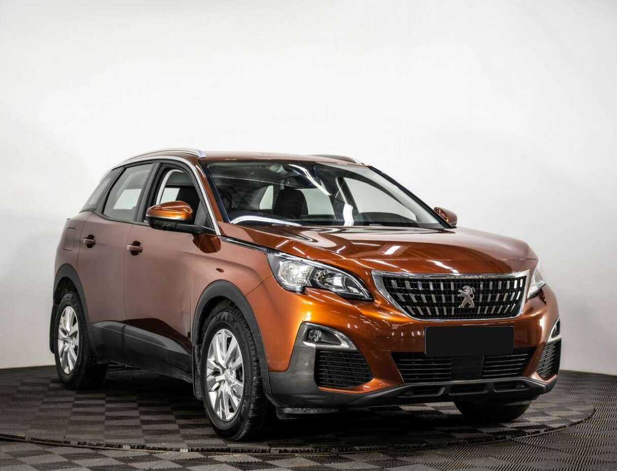 Peugeot 3008 2018 года с пробегом. Фото: #2