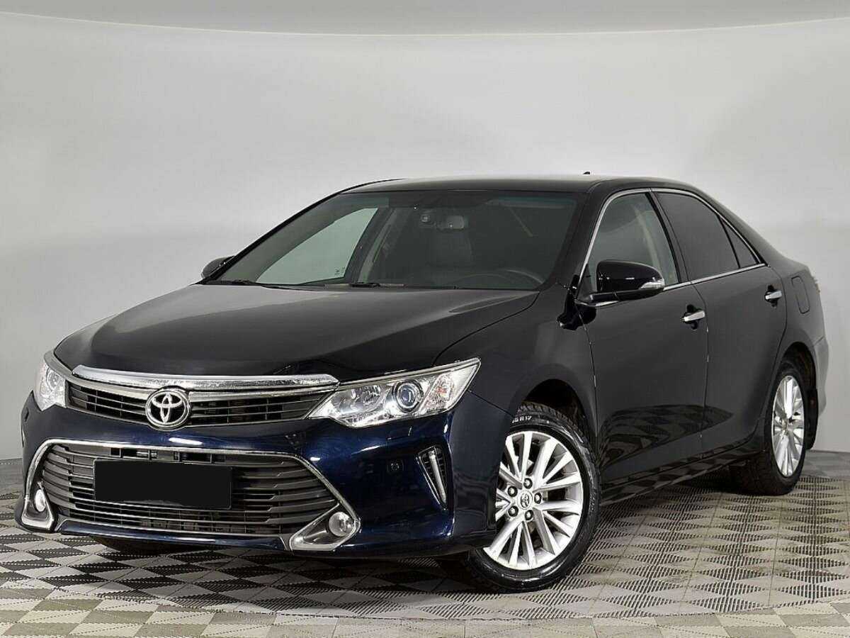 Toyota Camry 2014 года с пробегом. Посмотреть фото