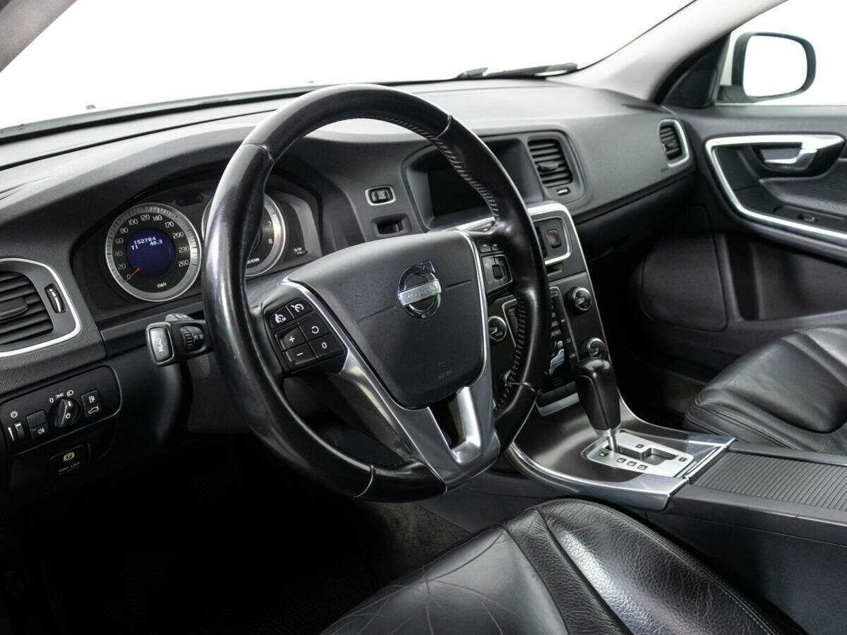 Volvo S60 2012 года с пробегом. Фото: #10