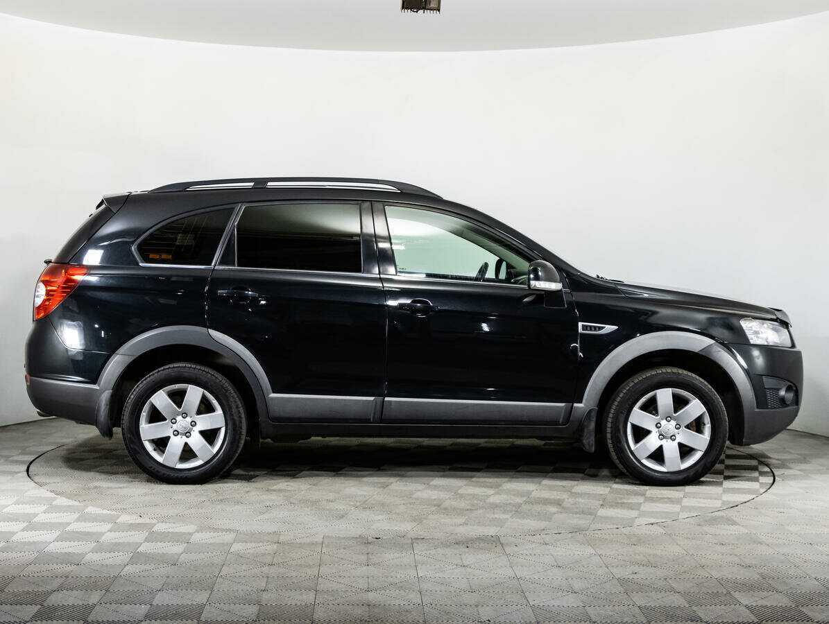 Chevrolet Captiva 2012 года с пробегом. Фото: #3