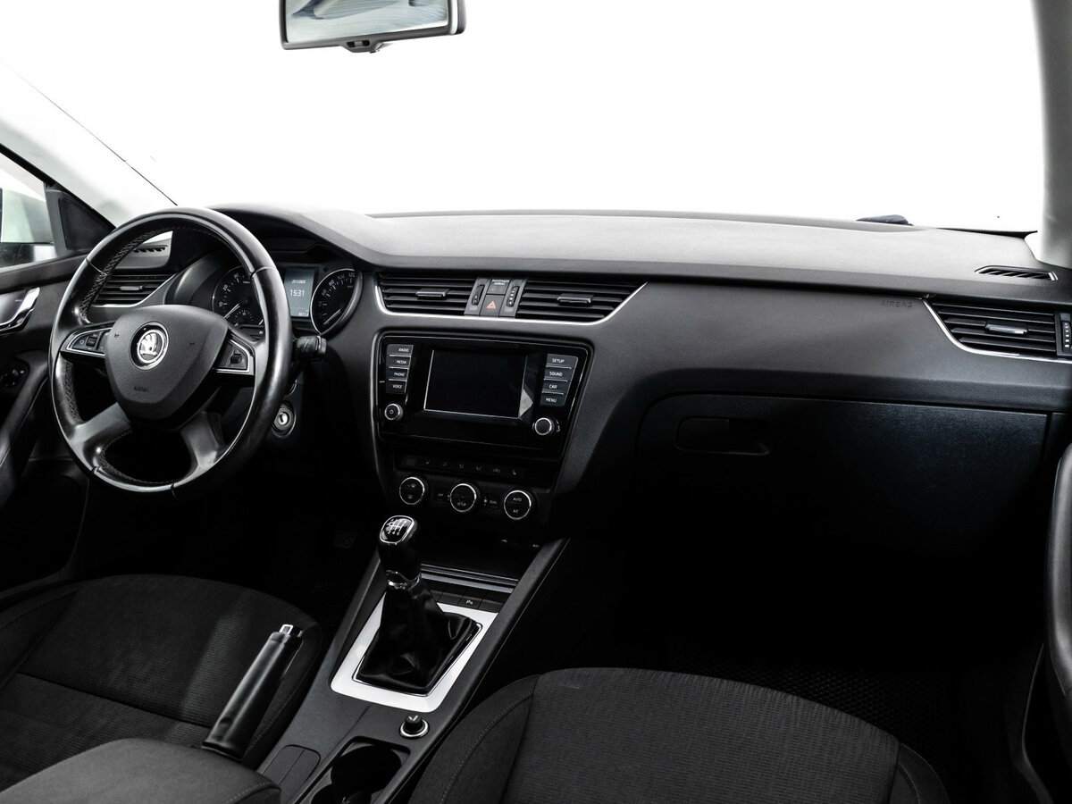 Skoda Octavia 2013 года с пробегом. Фото: #6