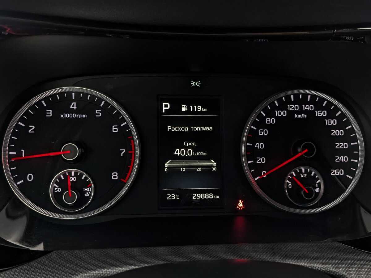 Kia K5 2023 года с пробегом. Фото: #11