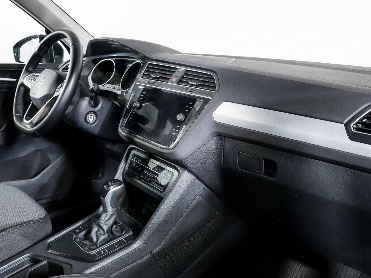 Volkswagen Tiguan 2021 года с пробегом. Фото: #8