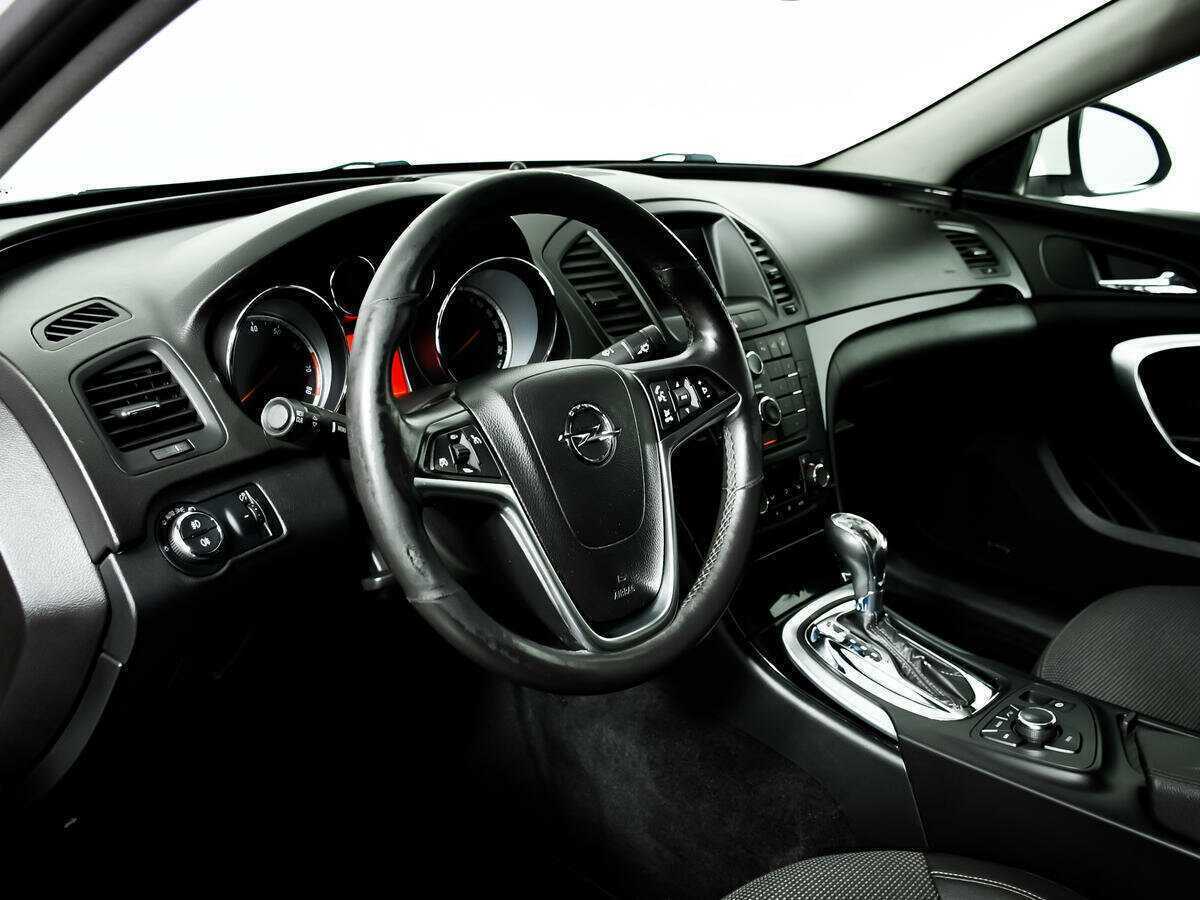 Opel Insignia 2012 года с пробегом. Фото: #12