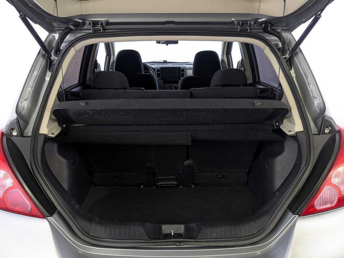 Nissan Tiida 2013 года с пробегом. Фото: #9