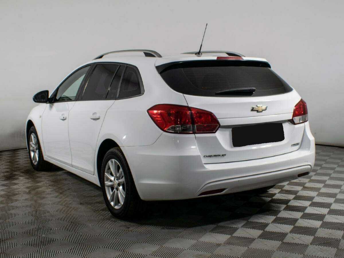 Chevrolet Cruze 2013 года с пробегом. Фото: #4
