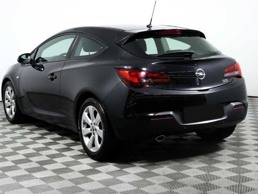 Opel Astra 2012 года с пробегом. Фото: #6