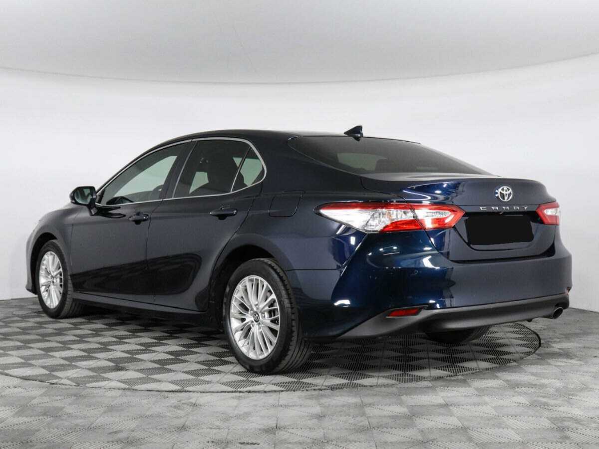 Toyota Camry 2018 года с пробегом. Фото: #6