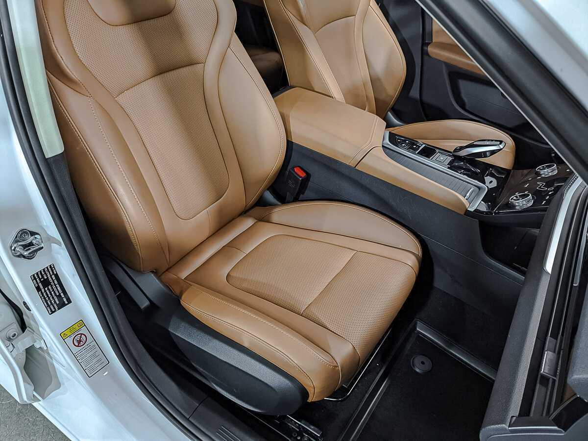 FAW Bestune B70 2023 года с пробегом. Фото: #20