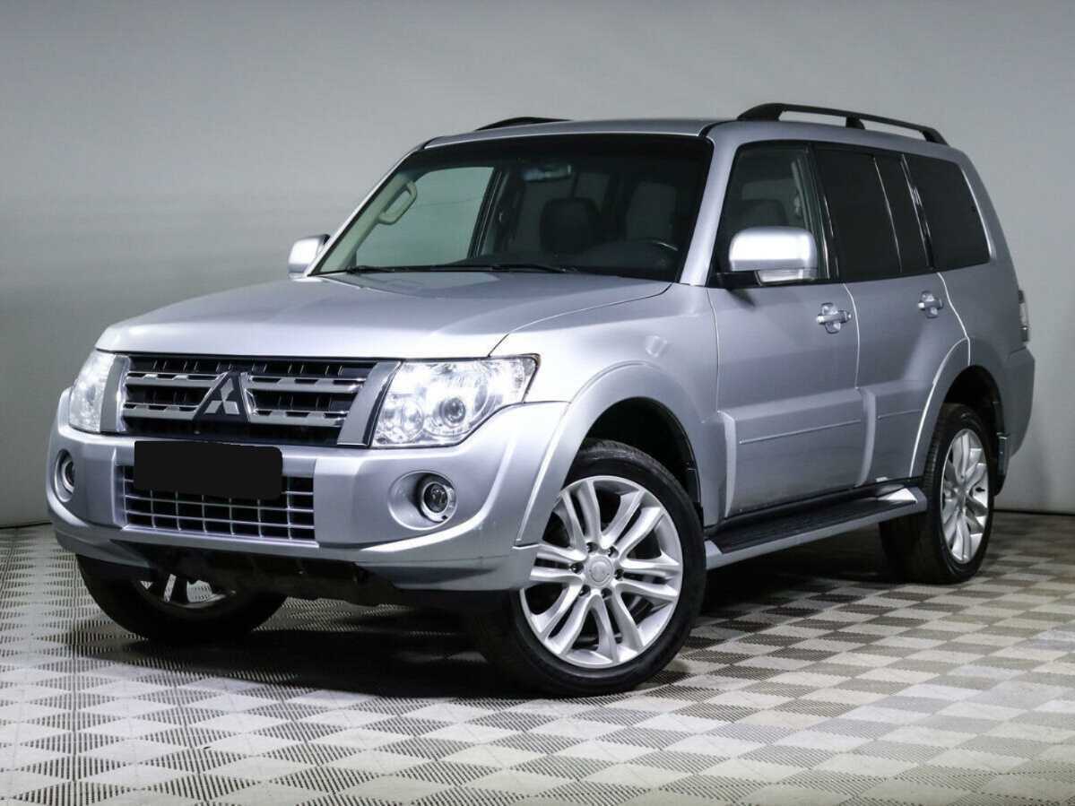 Mitsubishi Pajero 2012 года с пробегом. Посмотреть фото