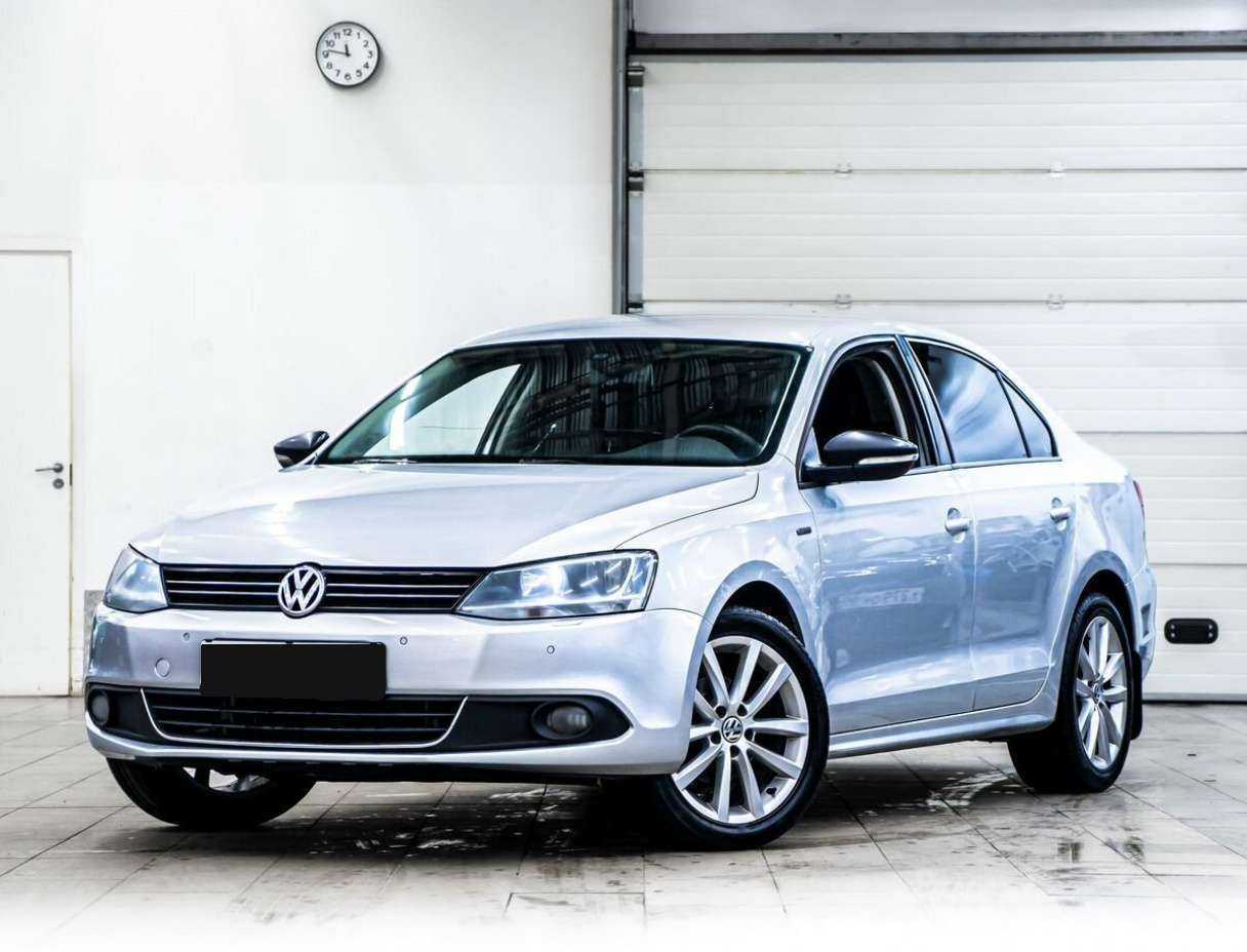 Volkswagen Jetta 2013 года с пробегом. Посмотреть фото