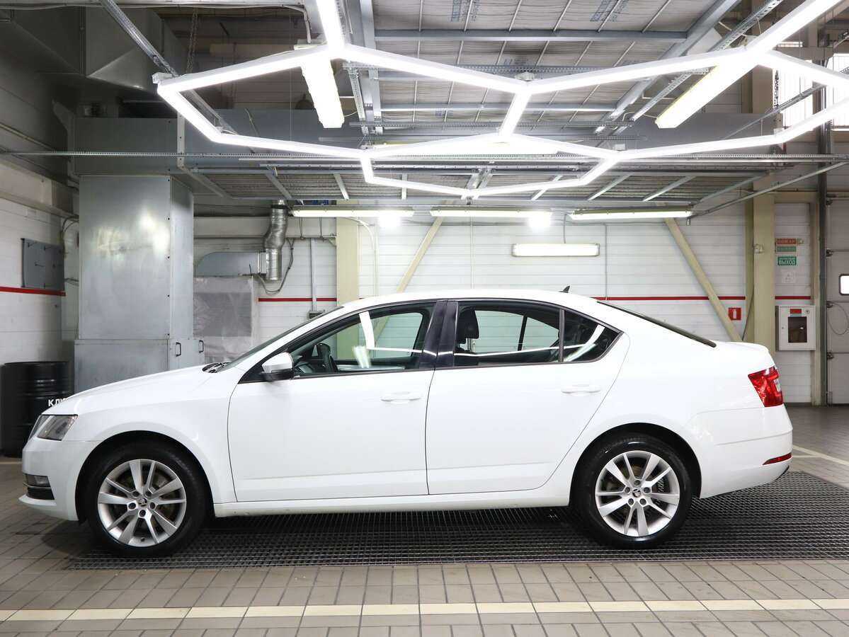 Skoda Octavia 2018 года с пробегом. Фото: #4