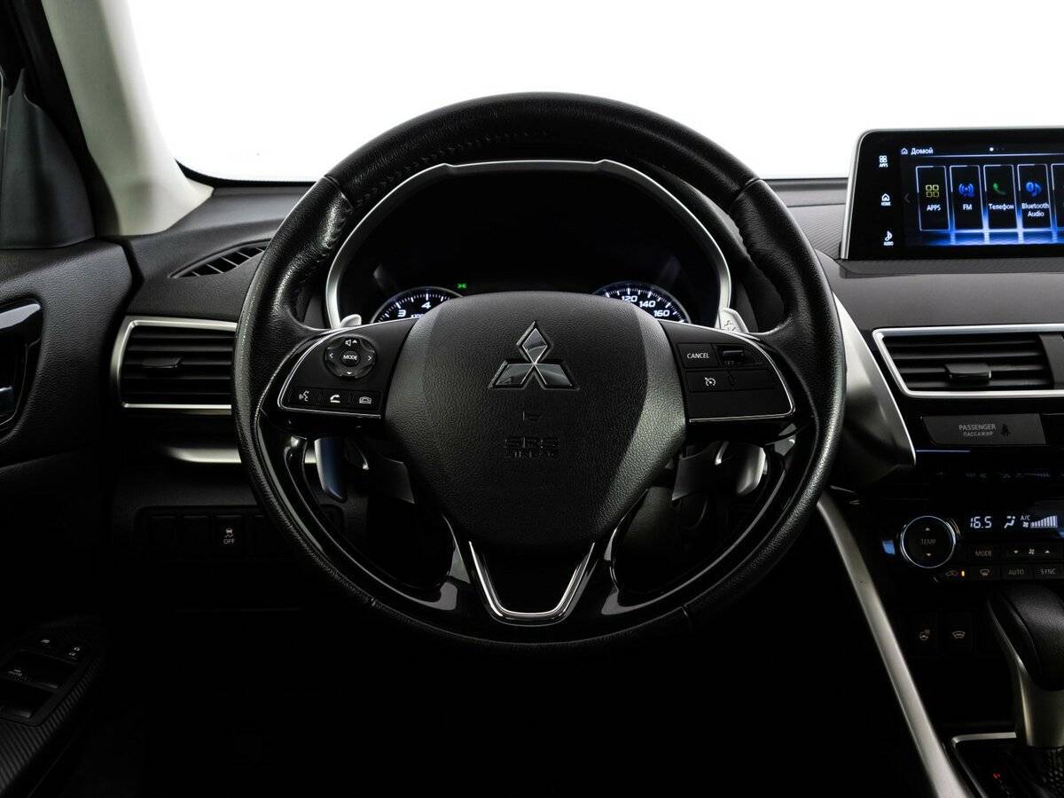 Mitsubishi Eclipse Cross 2018 года с пробегом. Фото: #11