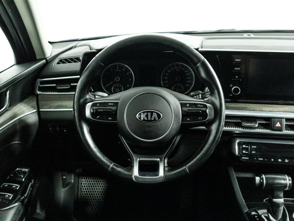 Kia K5 2021 года с пробегом. Фото: #23