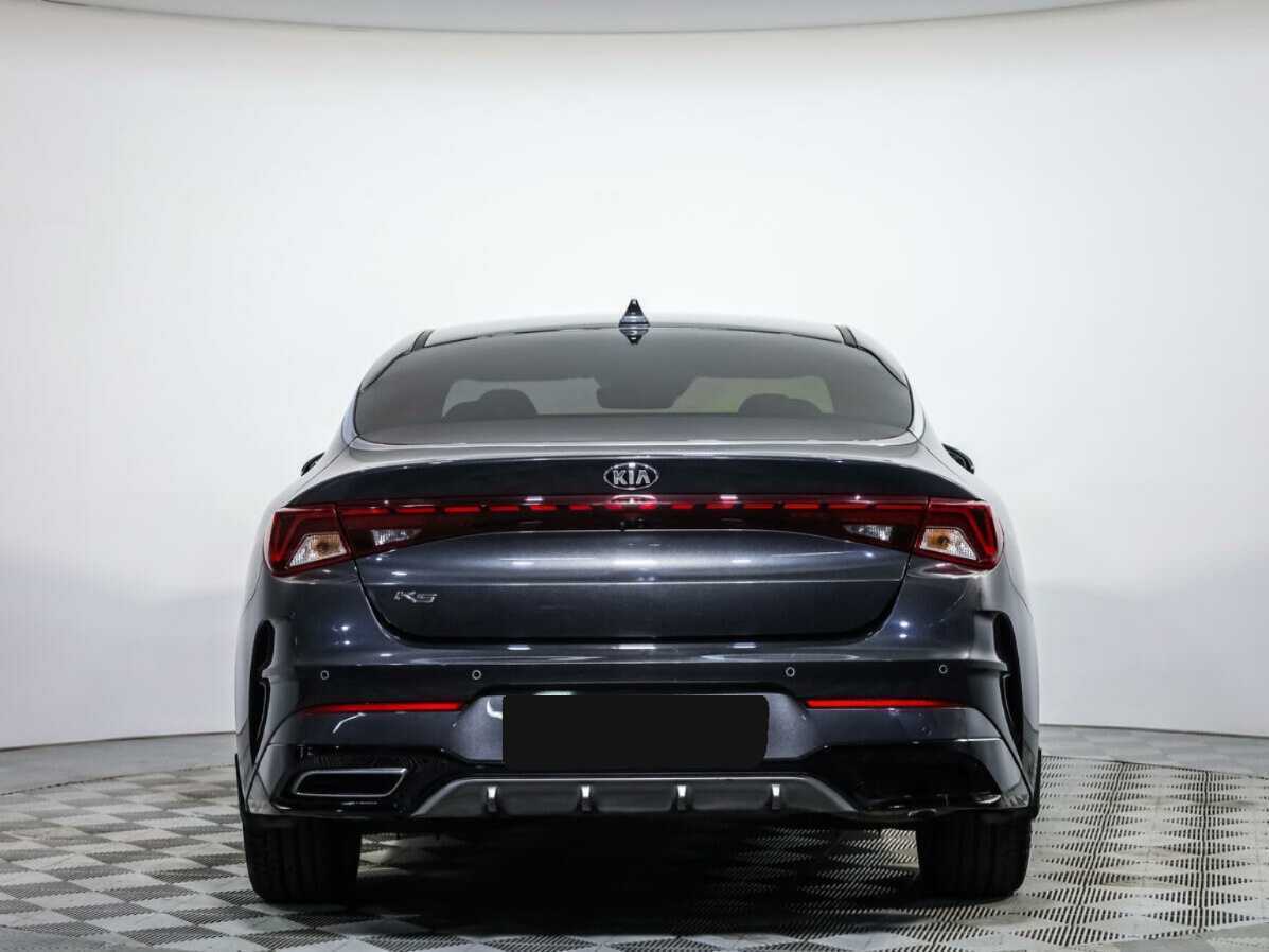 Kia K5 2021 года с пробегом. Фото: #4