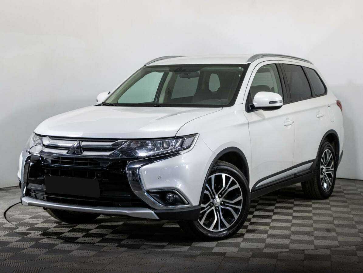 Mitsubishi Outlander 2018 года с пробегом. Фото: #0