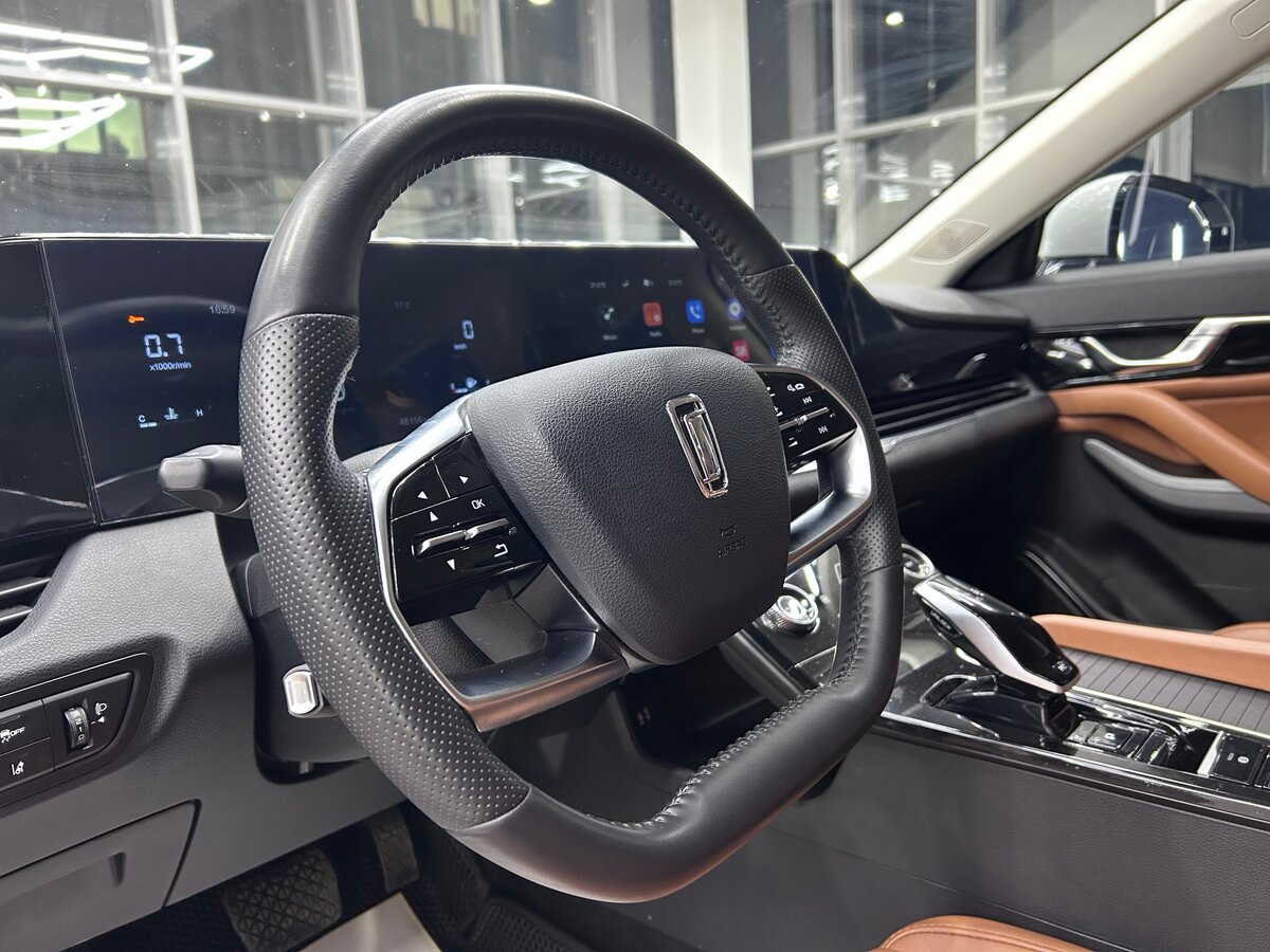 FAW Bestune B70 2023 года с пробегом. Фото: #8