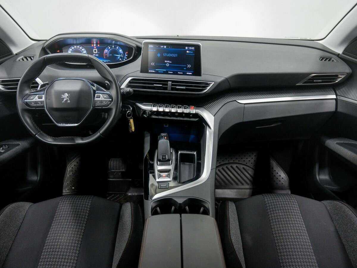 Peugeot 3008 2018 года с пробегом. Фото: #9
