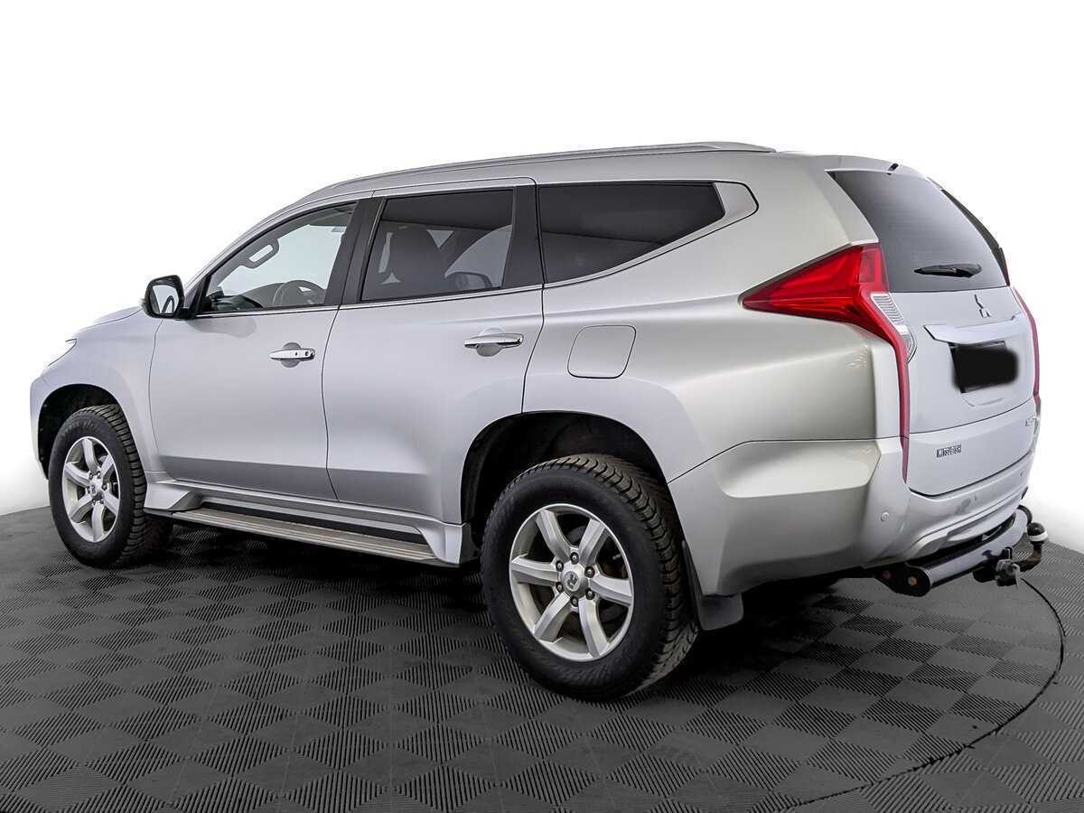 Mitsubishi Pajero Sport 2018 года с пробегом. Фото: #6