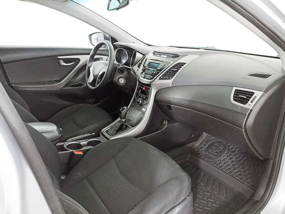 Hyundai Elantra 2014 года с пробегом. Фото: #8