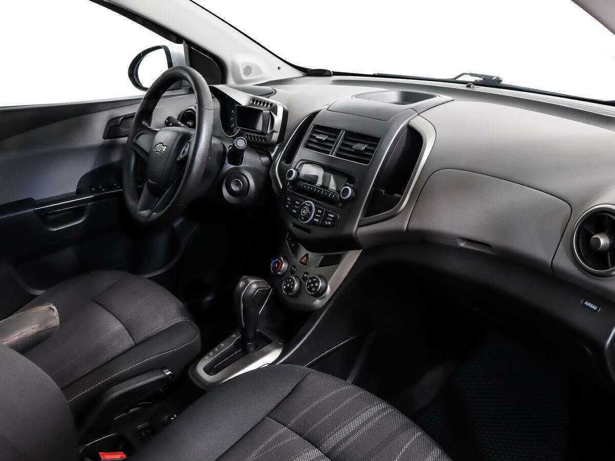 Chevrolet Aveo 2013 года с пробегом. Фото: #10