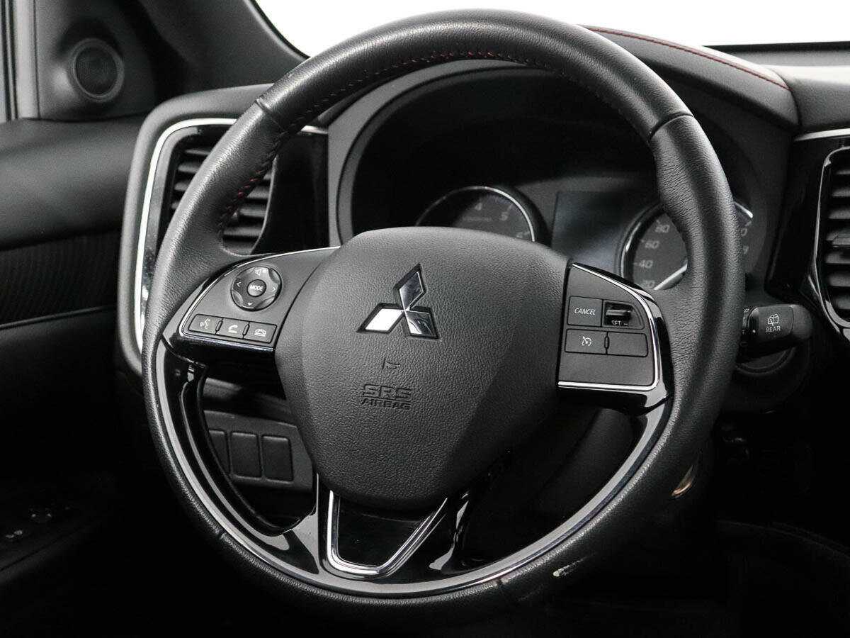 Mitsubishi Outlander 2021 года с пробегом. Фото: #17