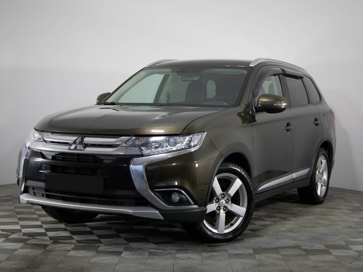 Mitsubishi Outlander 2016 года с пробегом. Посмотреть фото