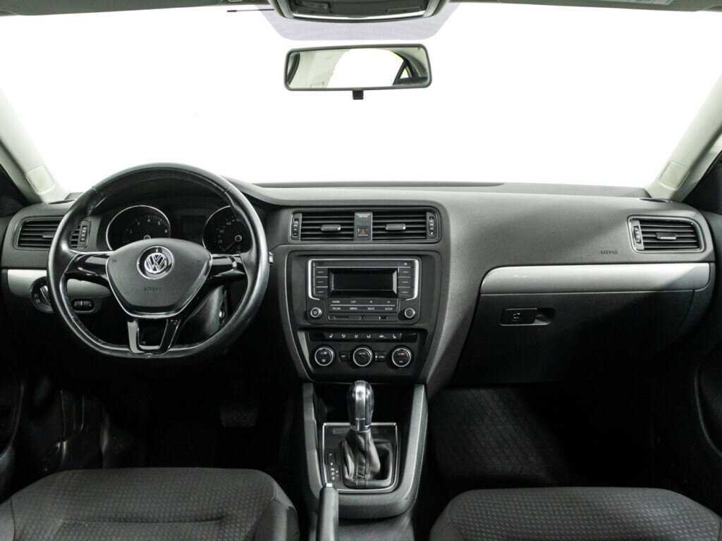 Volkswagen Jetta 2016 года с пробегом. Фото: #12