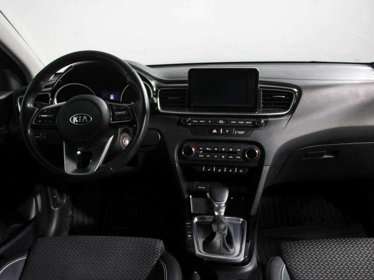 Kia Ceed 2018 года с пробегом. Фото: #9