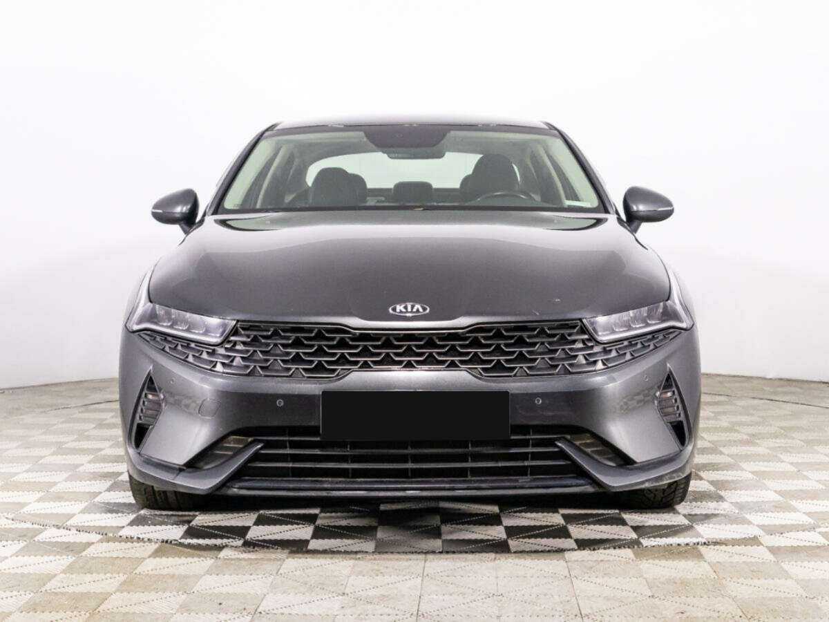Kia K5 2021 года с пробегом. Фото: #1