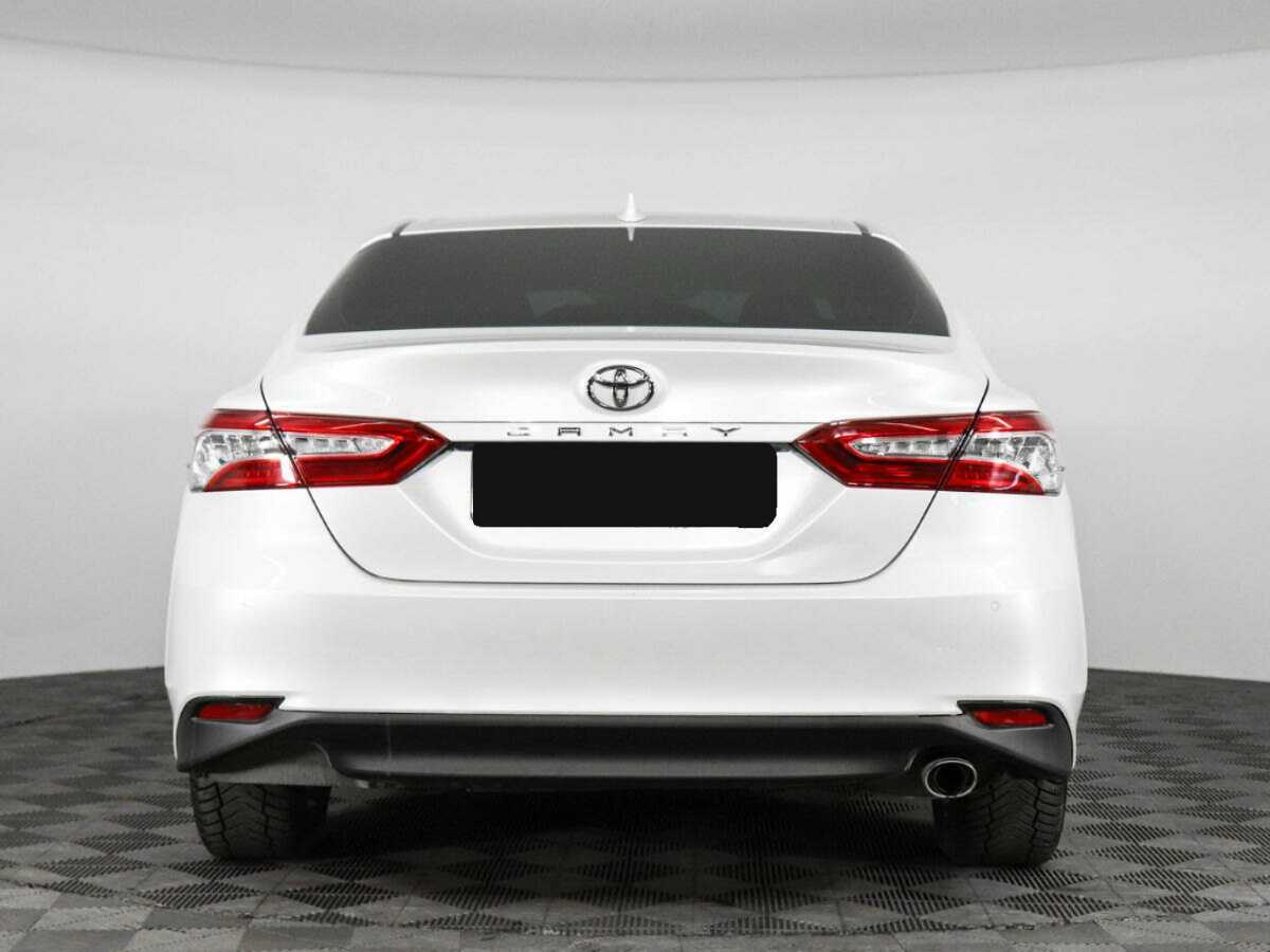 Toyota Camry 2020 года с пробегом. Фото: #5