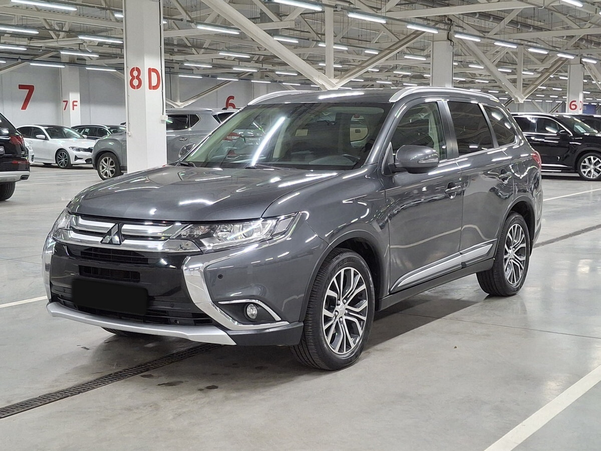 Mitsubishi Outlander 2016 года с пробегом. Фото: #0