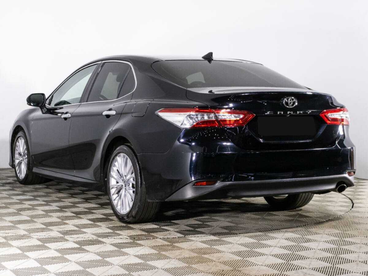 Toyota Camry 2018 года с пробегом. Фото: #6