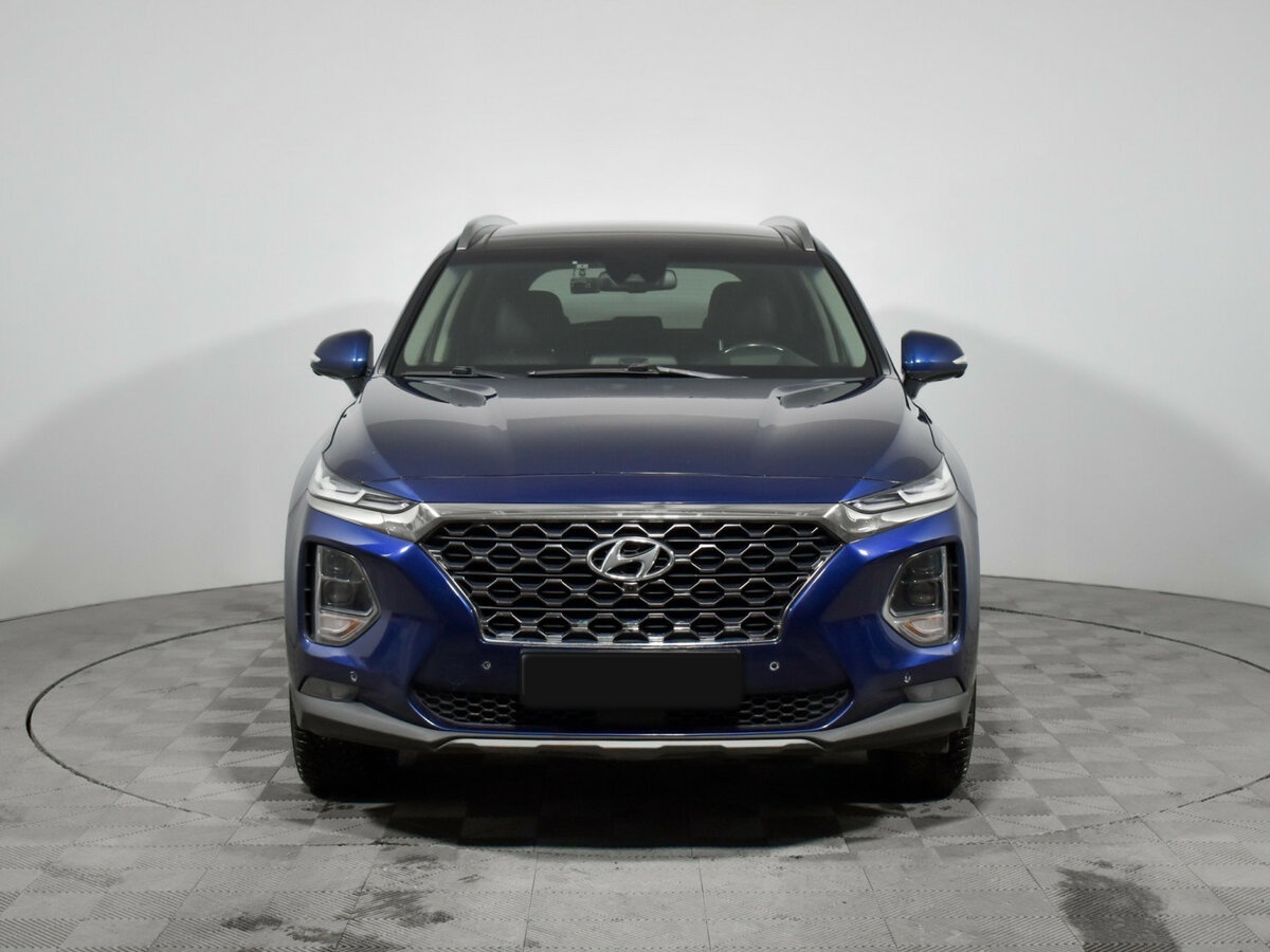 Hyundai Santa Fe 2019 года с пробегом. Фото: #1