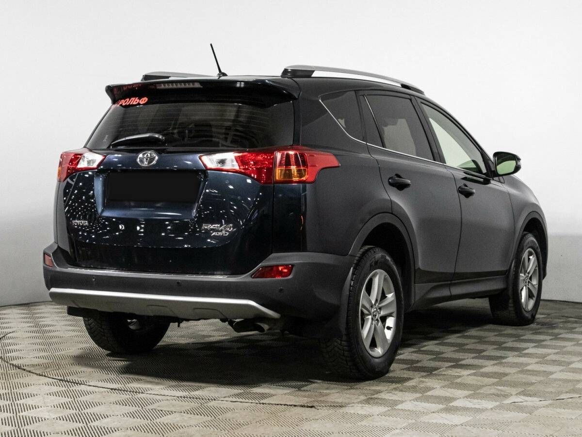 Toyota RAV4 2015 года с пробегом. Фото: #4
