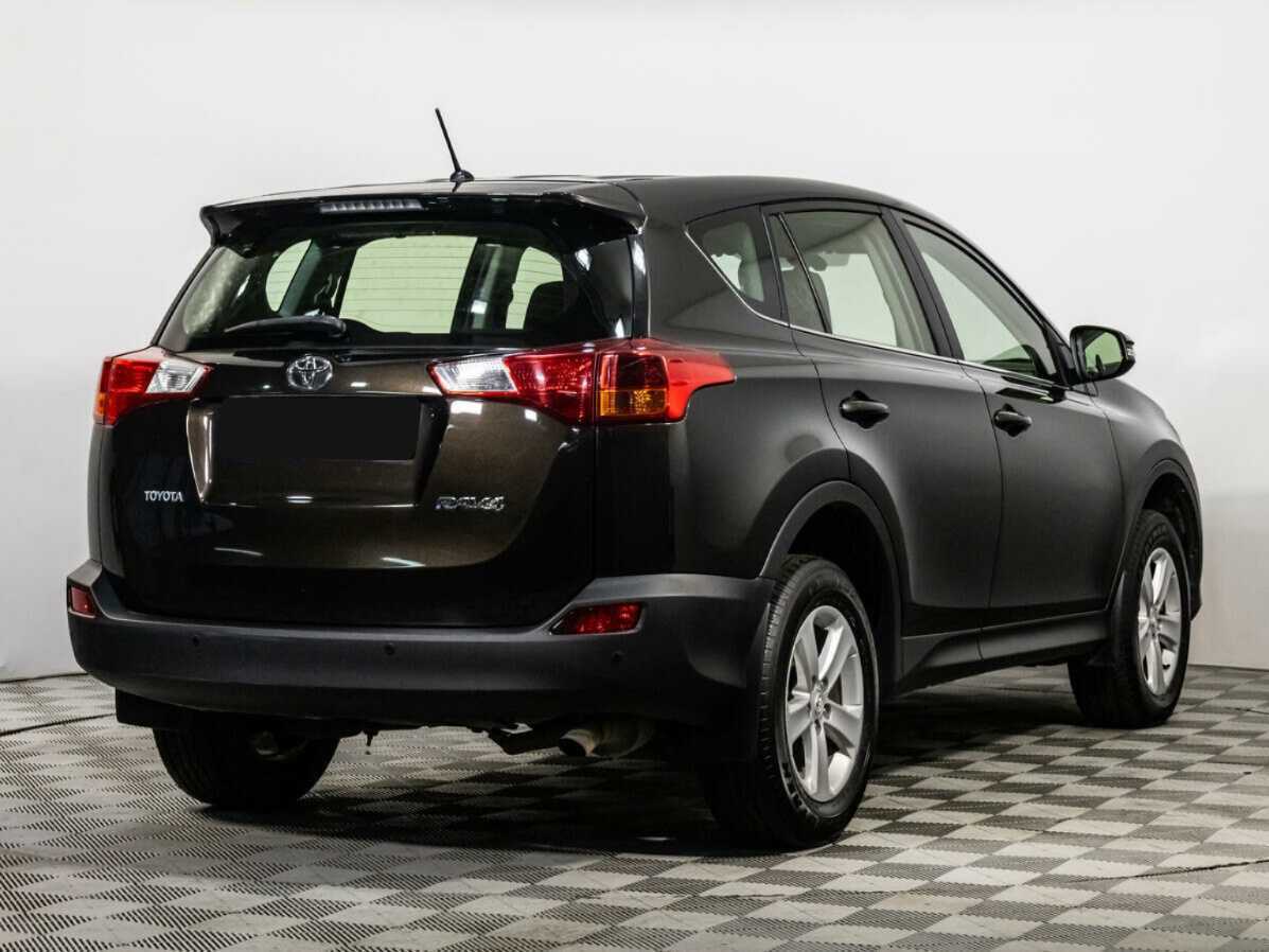 Toyota RAV4 2014 года с пробегом. Фото: #3