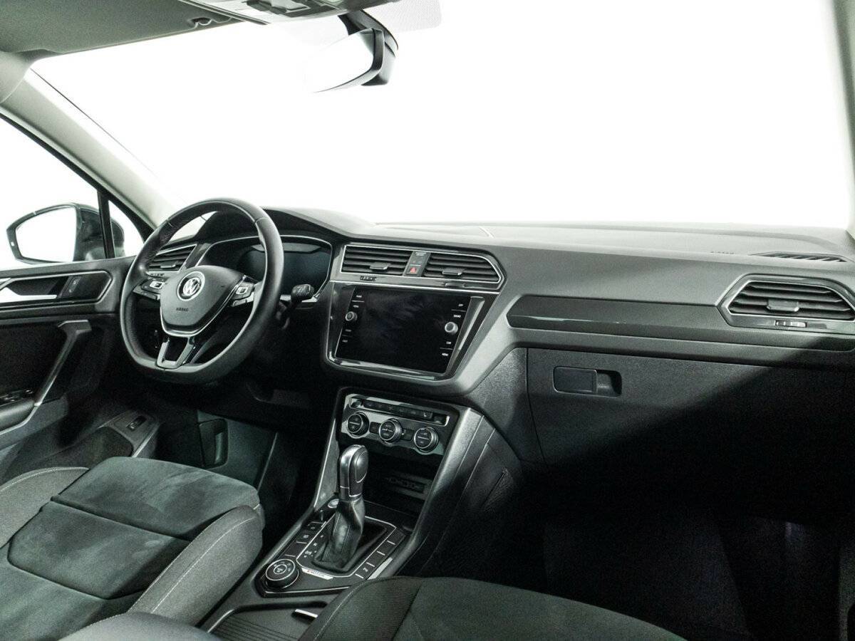 Volkswagen Tiguan 2018 года с пробегом. Фото: #8