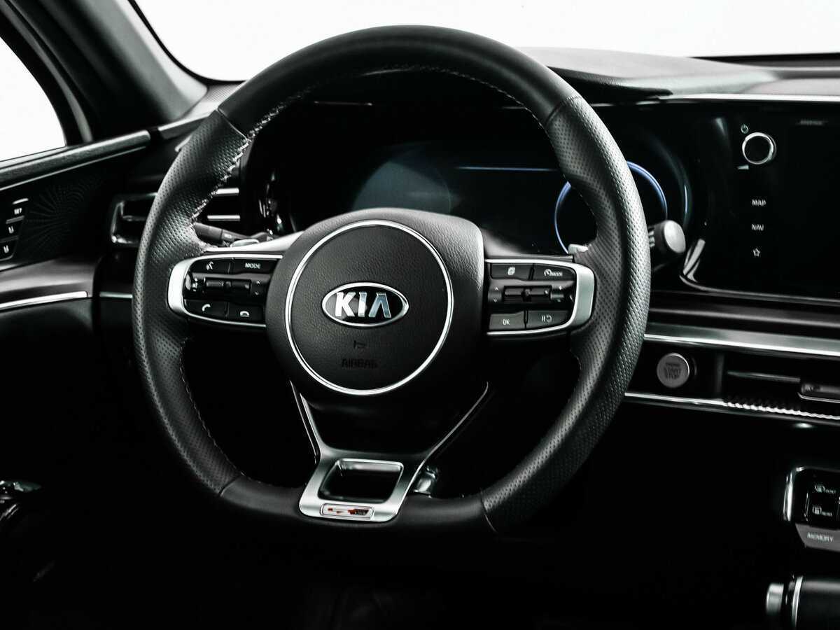 Kia K5 2020 года с пробегом. Фото: #11