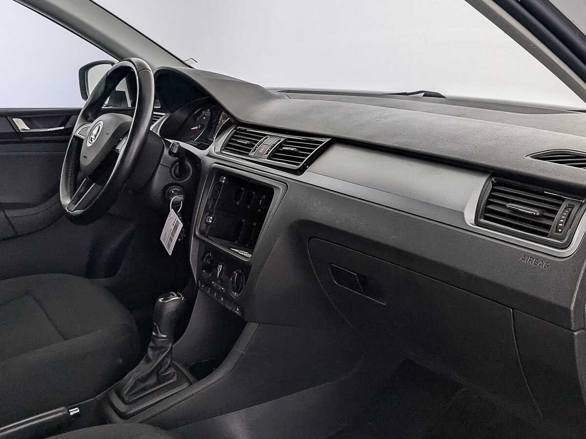Skoda Rapid 2019 года с пробегом. Фото: #10
