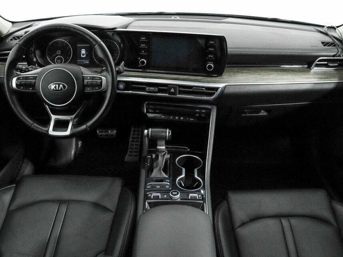 Kia K5 2020 года с пробегом. Фото: #11