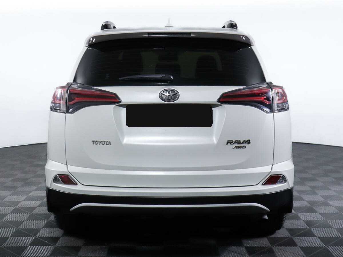 Toyota RAV4 2016 года с пробегом. Фото: #3