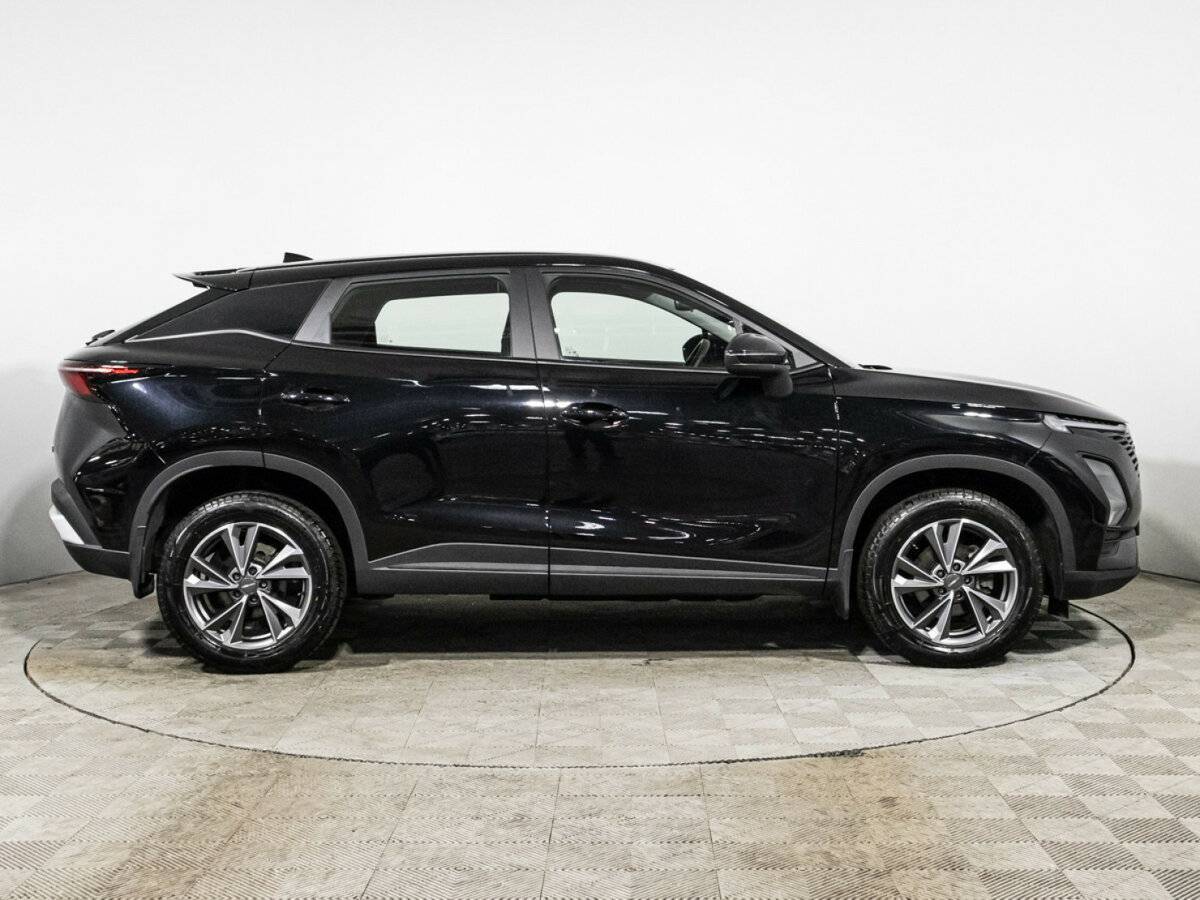 OMODA C5 2024 года с пробегом. Фото: #3