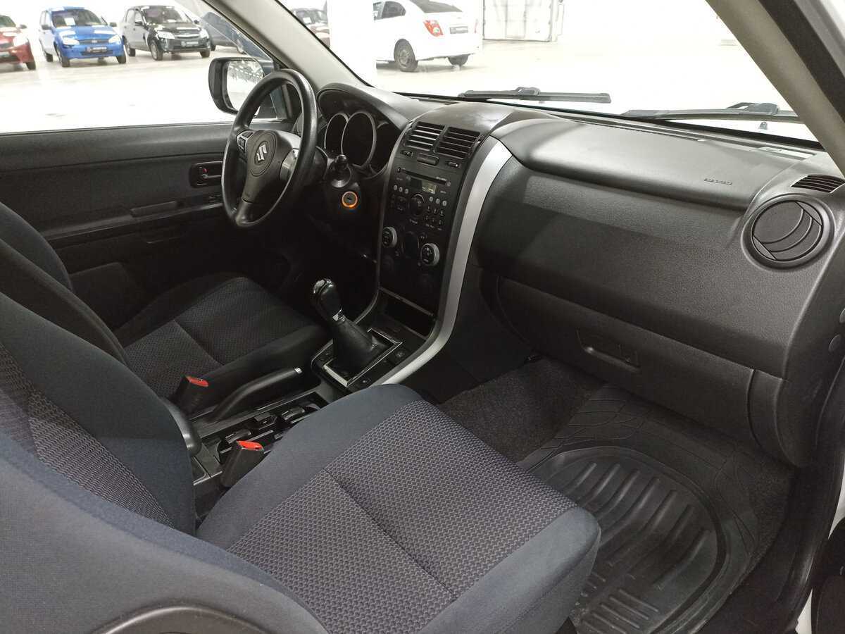 Suzuki Grand Vitara 2013 года с пробегом. Фото: #10