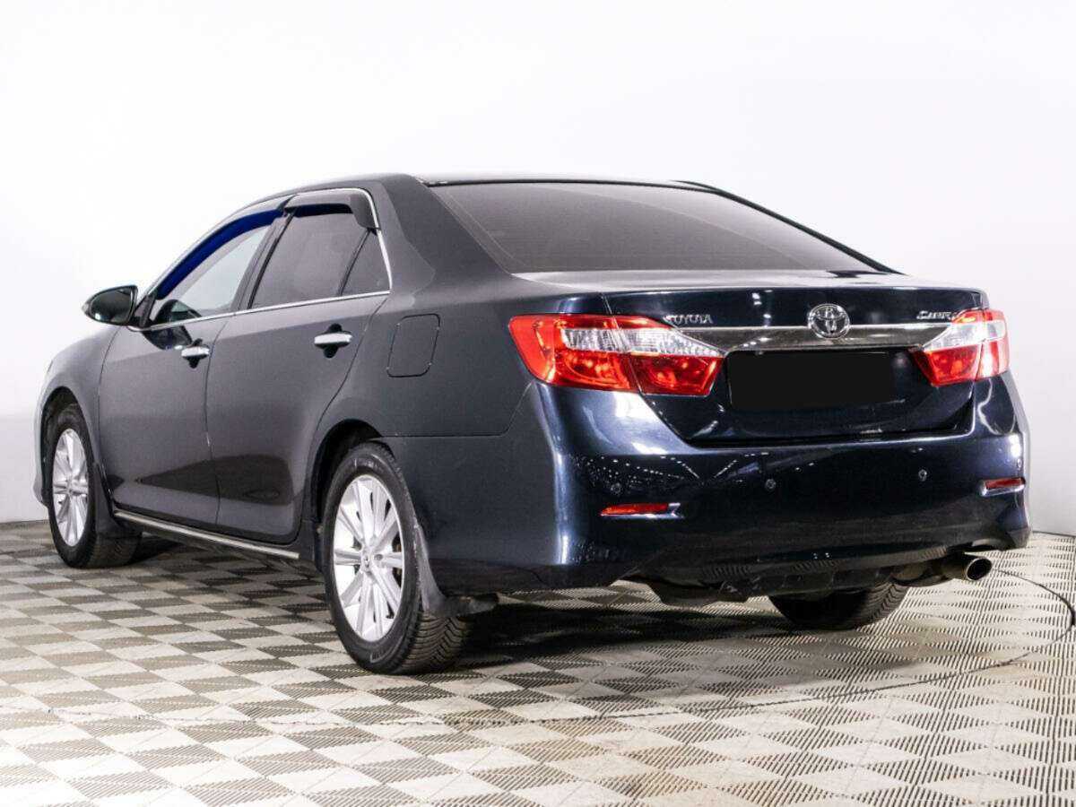 Toyota Camry 2013 года с пробегом. Фото: #6