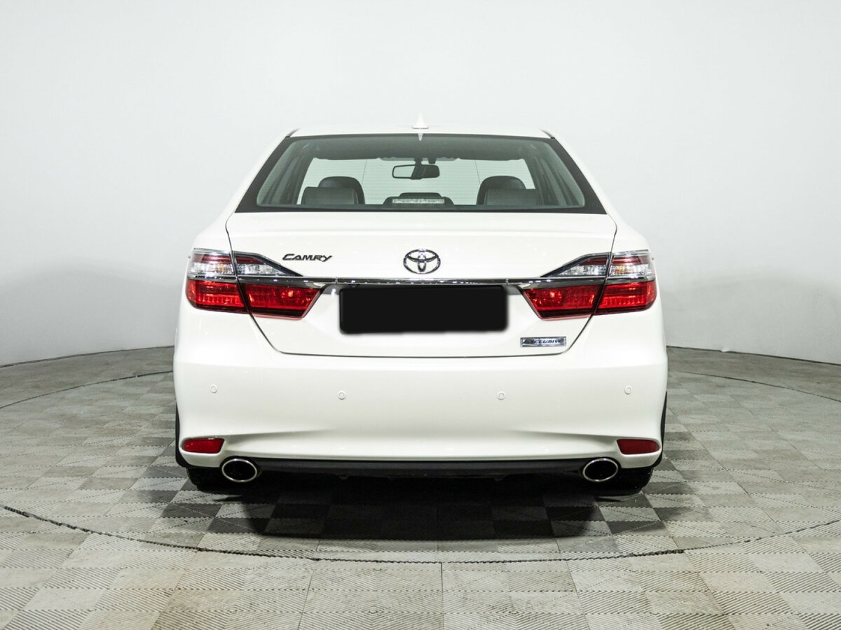 Toyota Camry 2017 года с пробегом. Фото: #5
