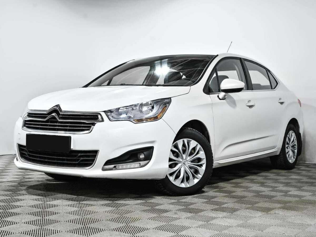 Citroen C4 2016 года с пробегом. Посмотреть фото