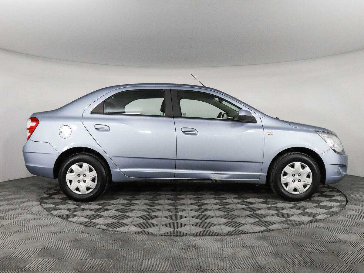 Chevrolet Cobalt 2013 года с пробегом. Фото: #3